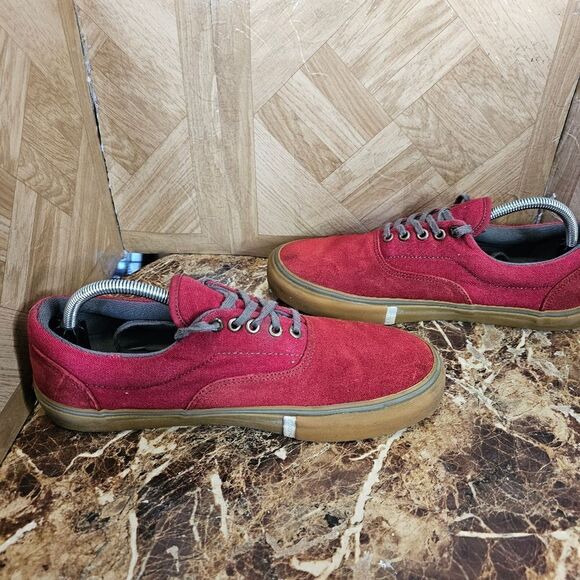 Vans men's Off The Wall skateboard low oldskool red shoes size 10.5. B439 - Picture 6 of 11